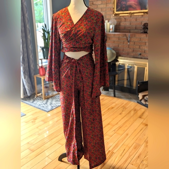 NWOT Handmade Indian Paisley Wrap 2pc Set - Picture 2 of 8